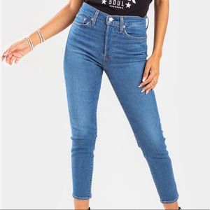 Levi’s Wedgie Fit Skinny Jeans - Medium Wash